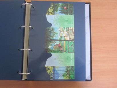 Deux albums avec feuilles LEUCHTTURM TP de...