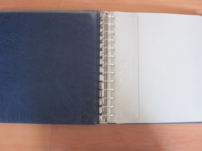 Trois albums sans TP, reliure LEUCHTTURM...