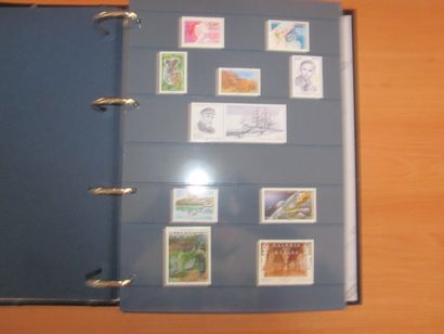 Un album avec feuilles TP de France neufs**...