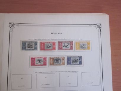 Une pochette avec des pages d'album de TP...