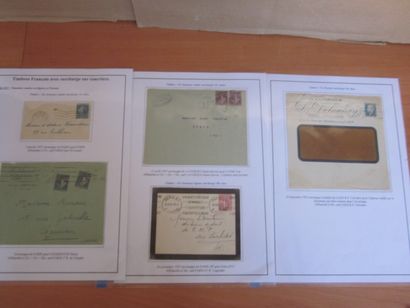 Deux pochettes, l'une avec des gravures émises...