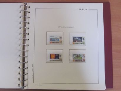 Trois albums avec étuis (2 FI-LABO 1 PHILOS...