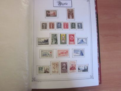 Un album Yvert et Tellier avec étui rouge...