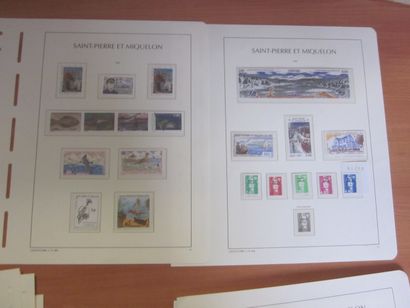 Un classeur de TP neufs** de Monaco et une...