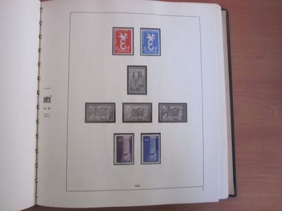 Trois Albums SAFE Europa (page 1 à 236 très...