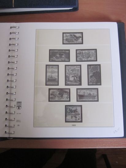 Trois albums sans TP, reliure LEUCHTTURM...