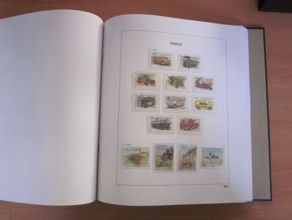 Trois albums DAVO avec étuis (bon état),...