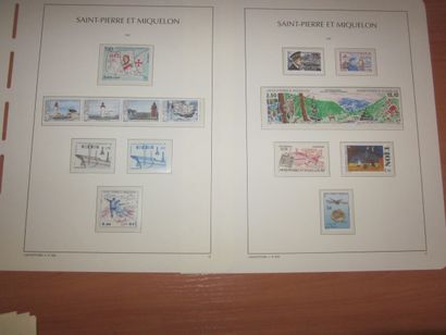 Un classeur de TP neufs** de Monaco et une...