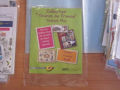 Une pochette avec des TP de France neufs**...