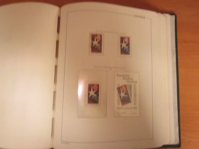 Quatre albums LEUCHTTURM Espagne à 1990 (bon...