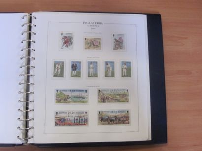 Deux albums avec étuis (1 LECHTTURM 1 PHILOS...