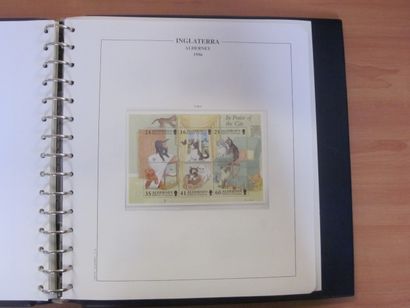 Deux albums avec étuis (1 LECHTTURM 1 PHILOS...