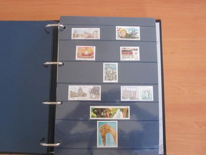 Un album avec feuilles TP de France neufs**...