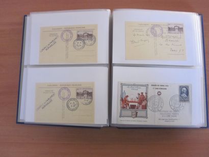 Deux cartons avec 13 classeurs de premiers...