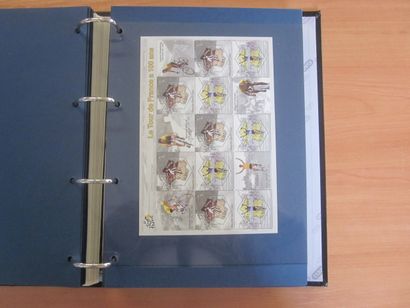 Deux albums avec feuilles LEUCHTTURM TP de...