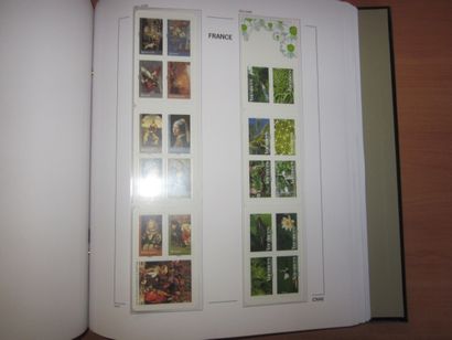 Un album DAVO avec étuis (bon état), TP de...