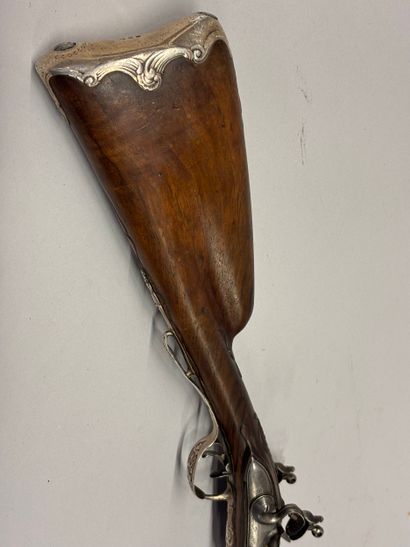 Fusil de chasse à silex. Platines marquées...