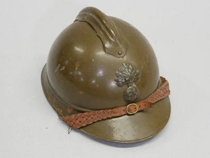 Casque Adrian modèle 15 avec coiffe du 2ème...