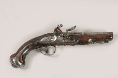 Pistolet à silex civil par Cassaignard. Canon...