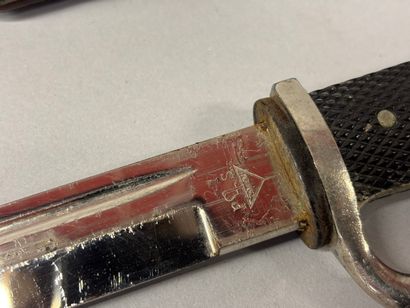 Baïonnette allemande de sortie modèle 1933.
Monture...
