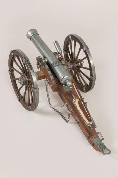 Canon type Napoléon III pour le tir à la...