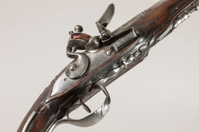 Pistolet à silex civil par Cassaignard. Canon...