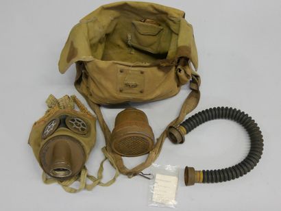 Masque à gaz français ANP 31. Ensemble comprennant...