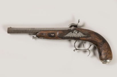 Pistolet de voyage ou de tir à percussion....