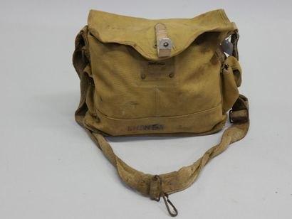 Masque à gaz français ANP 31. Ensemble comprennant...