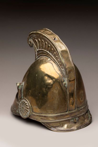 Casque de pompier en laiton. Plaque au coq...