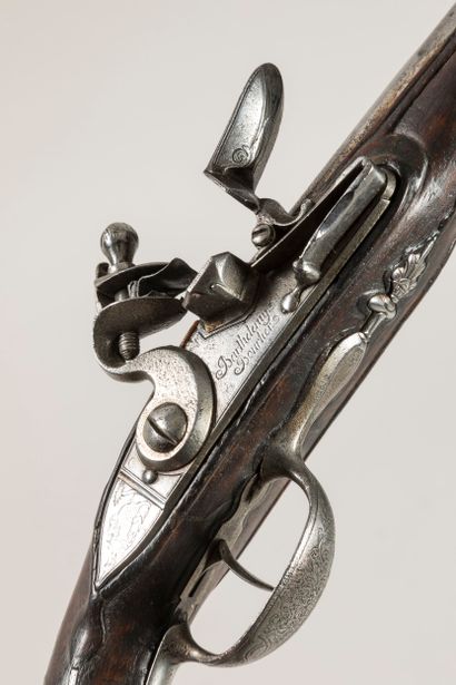 Pistolet à silex Barthelemy Beurlier. Canon...