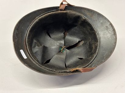 Casque de troupe du service de santé modèle...