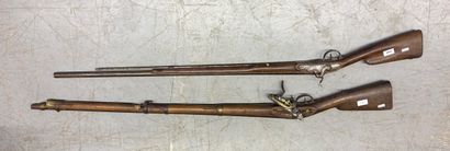 Ensemble de deux fusils.
Comprenant :
-Fusil...