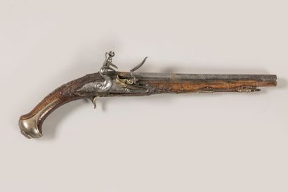 Pistolet à silex époque Louis XV. Canon à...
