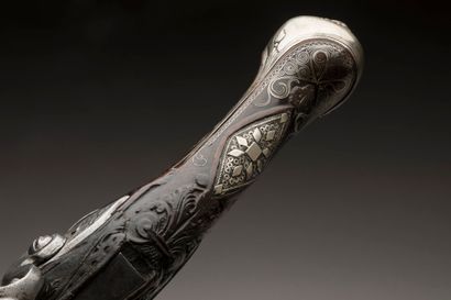 Paire de pistolets fin Louis XIV
Platines...