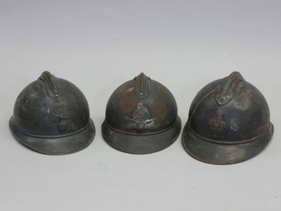 Lot de 3 casques Adrian modèle 15 (Génie,...