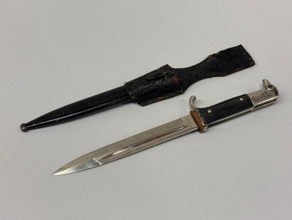 Baïonnette allemande de sortie modèle 1933.
Pommeau...