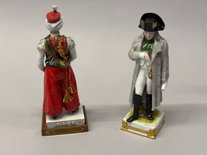 - Capitaine des Menelucks 1806 - 1814. Socle...