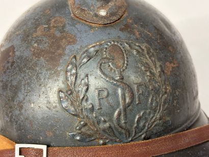 Casque de troupe du service de santé modèle...