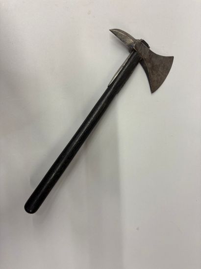 Hache de bord modèle 1833. 
Fer à fort estoc...