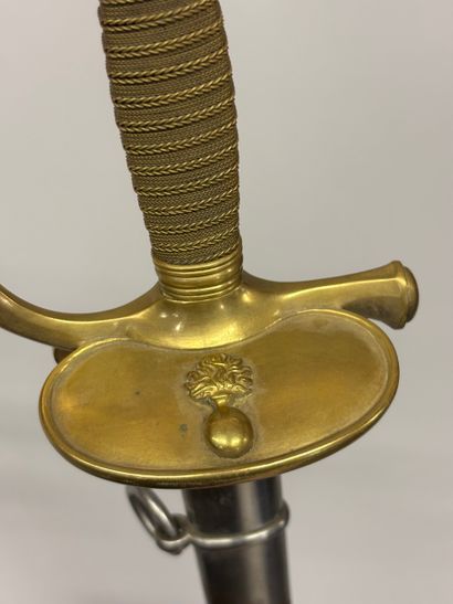 Epée de sous-officier modèle 1857.
Monture...