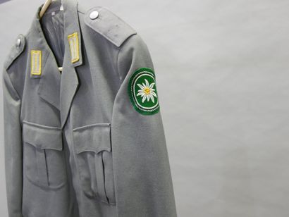 Lot d’une veste de la Bundeswehr 3ème Panzerdivision,...