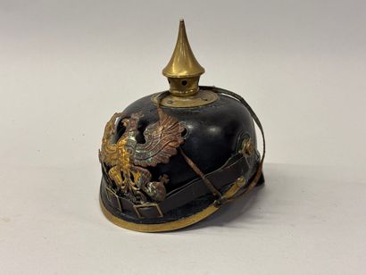 Casque à pointe du 88e RGT d’infanterie prussienne.
Modèle...