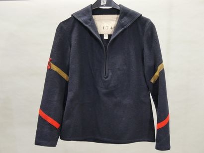 Lot de tenues de Marine: 4 cols bleus, une...
