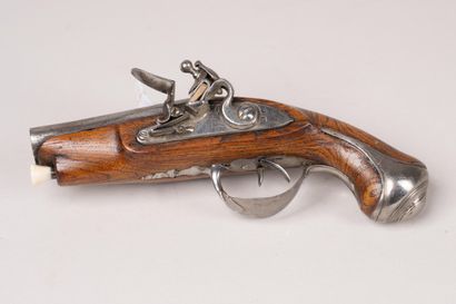 Pistolet de voyage à silex à deux canons...