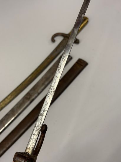 Lot de deux baionnettes modèle 1866. L’une...