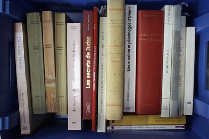HISTOIRE DE L’EGLISE, 4 caisses 
Missarum...