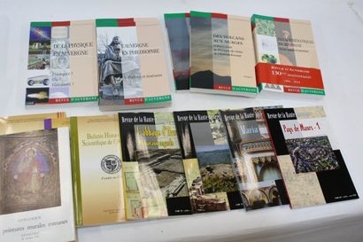 [AUVERGNE REVUES]. 
24 volumes brochés de...
