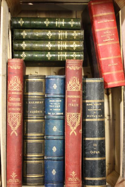 4 cartons de livres reliés du XIXe siècle...