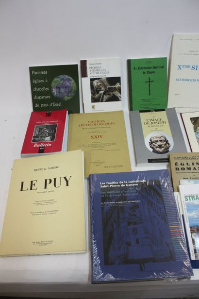 [HISTOIRE DE L’ART PATRIMOINE]. Environ 20...